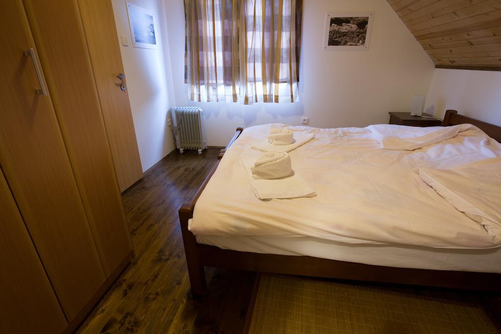 Apartments Peaks Zabljak  Ruang foto
